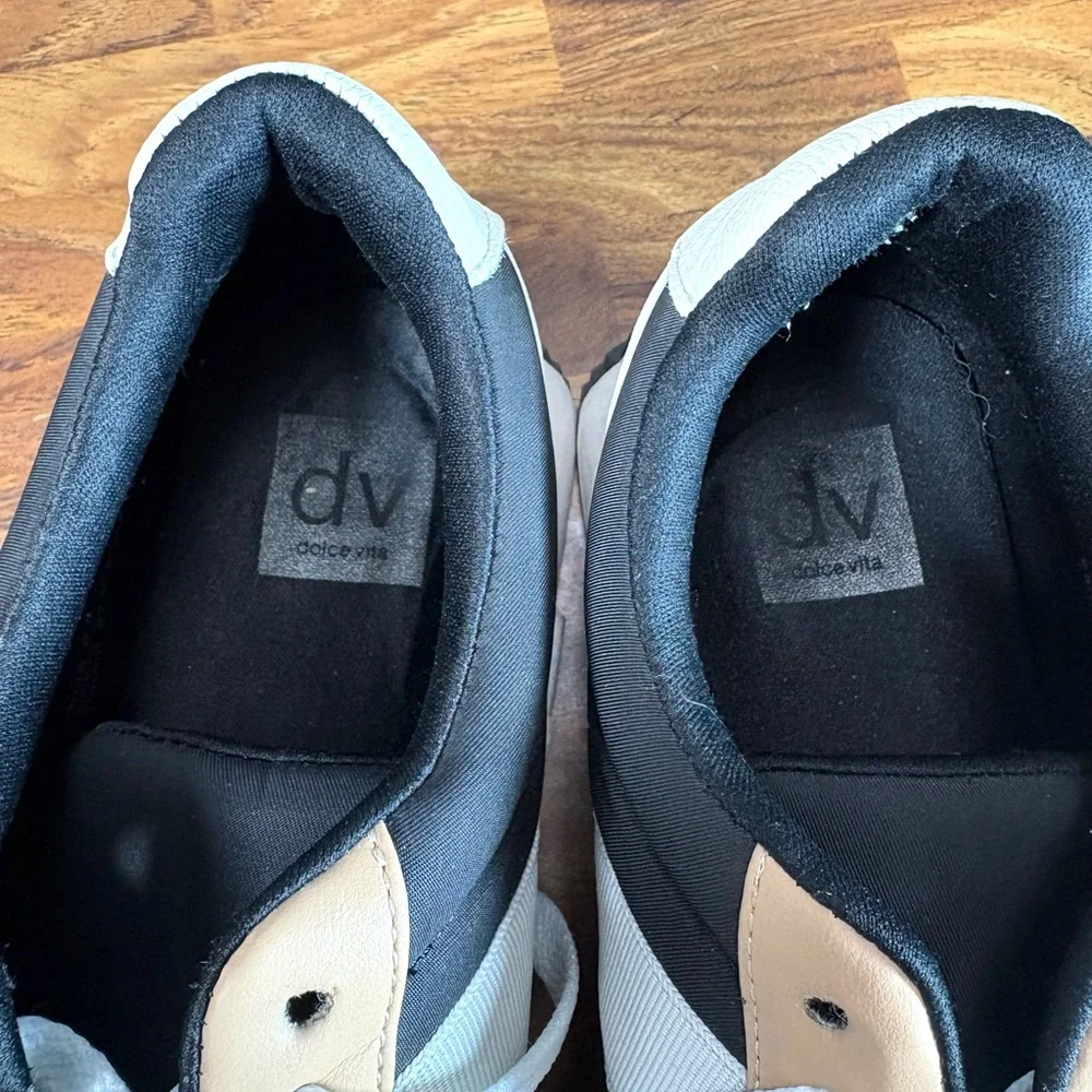 DV Dolce Vita Women’s Breela Sneakers Black White Tan Size 8.5 - Picture 5 of 9